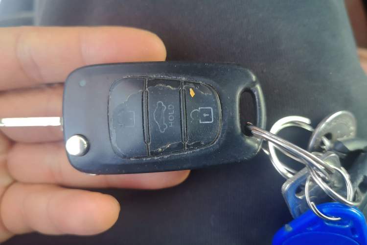 Used Kia K2 2015 Sedan 1.4L MT GLS
