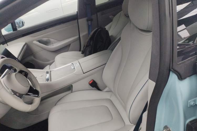 Used Hima Luxeed S7 2025 785 km Ultra
