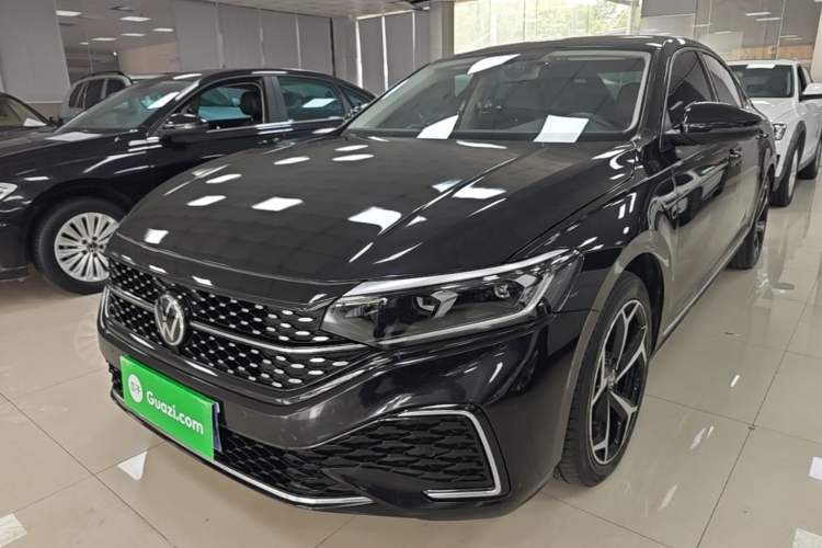 Used Volkswagen Passat 2024 380TSI Starry Dragon Edition