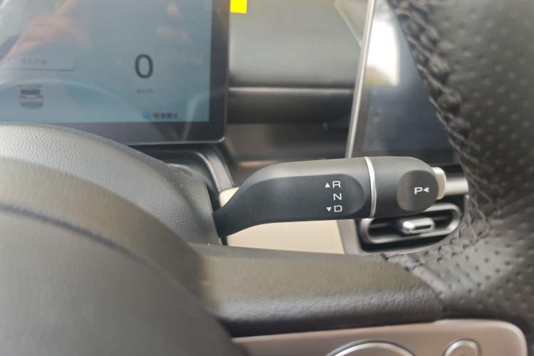 Used Wuling Bingo PLUS 2024 330 km Range Five-Seater Version