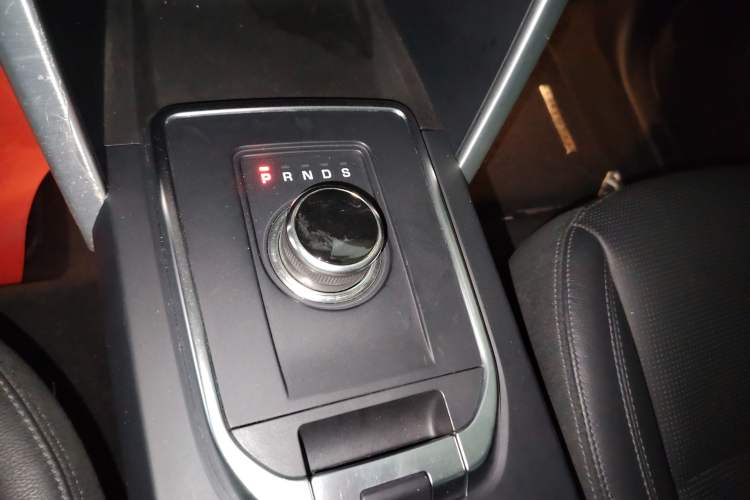 Used Land Rover Discovery Sport 2018 240 PS SE Version
