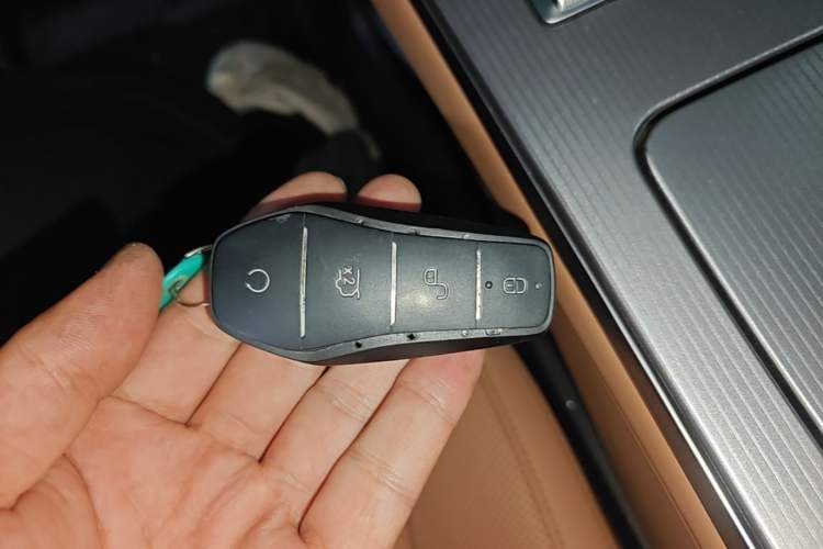 Used BYD Han L 2025 EV Four-Wheel Drive LiDAR Flagship Model