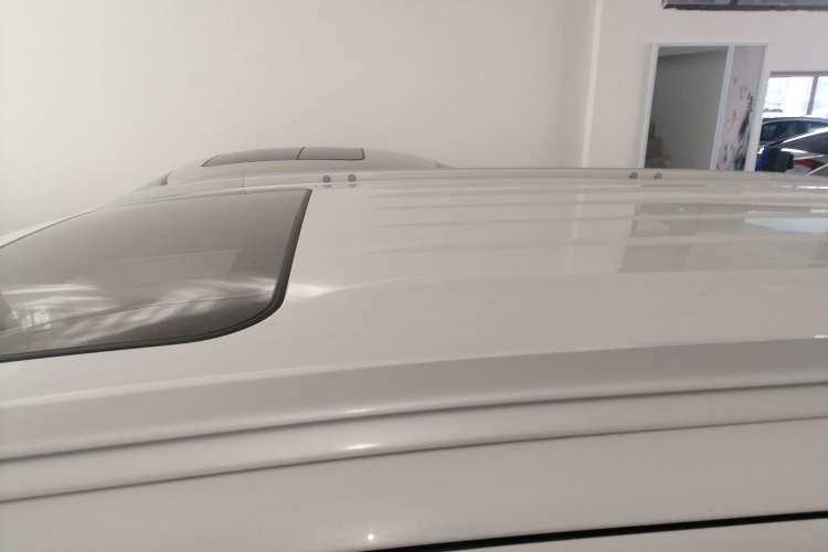 Used Mitsubishi Outlander 2019 2.0L Two-Wheel Drive Comfort Edition 7 Seats China V Emission Standard