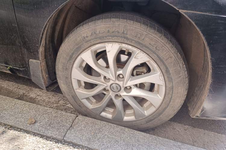 Used Nissan Sylphy 2019 1.6XV CVT Smart Connect Luxury Edition China V Standard Right Front Wheel Hub