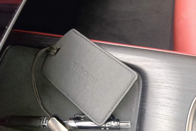 Used Xiaomi Auto SU7 2024 Rear-Drive Long-Range Intelligent Driving Version Interior 1