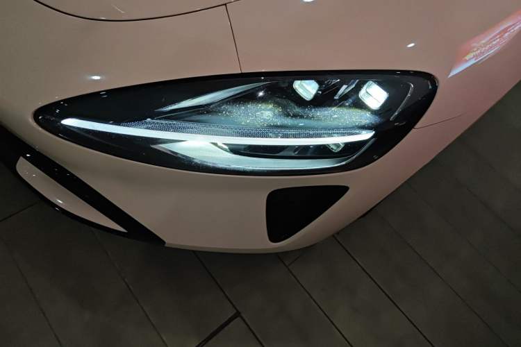 Used Xiaomi Auto SU7 2024 Rear-Drive Long-Range Intelligent Driving Version