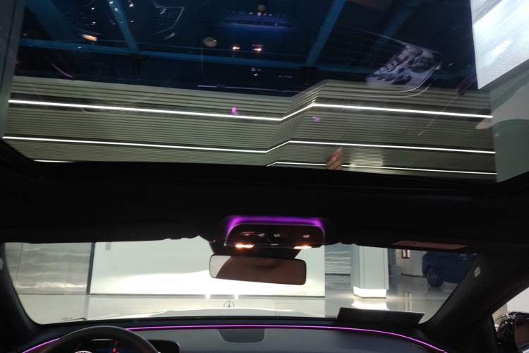 Used Mercedes-Benz E-Class 2025 E 260 L