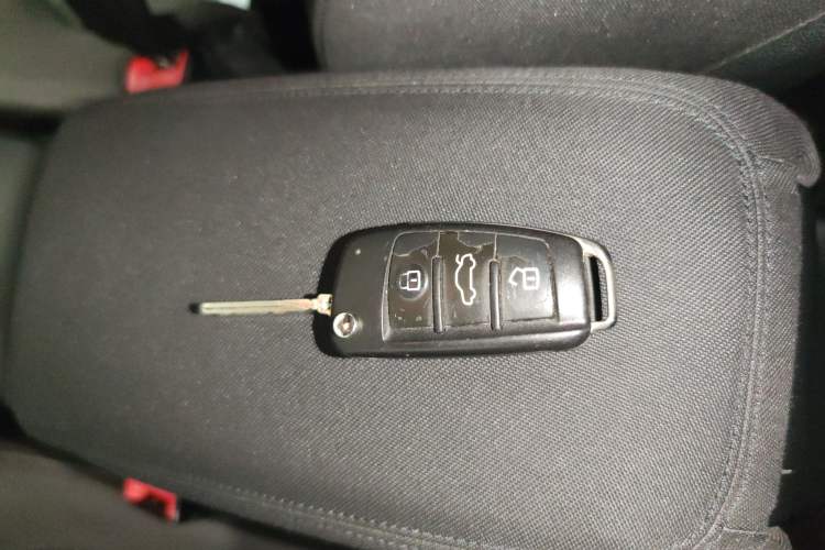 Used Audi A3 2016 Limousine 35 TFSI Ambition Edition Vehicle Key