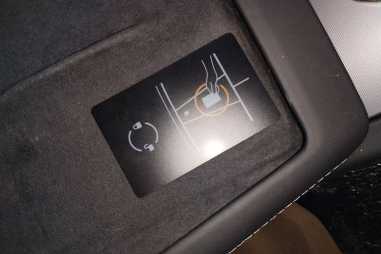 Used Tesla Model 3 2025 Rear-Wheel-Drive Version