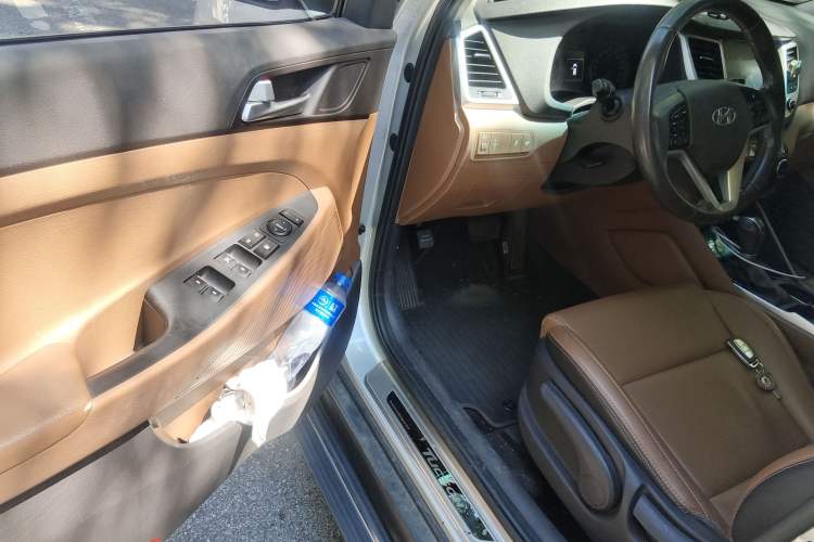 Used Hyundai Tucson 2015 1.6T Dual-Clutch Two-Wheel-Drive Smart Model