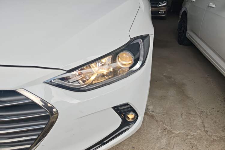 Used Hyundai Elantra (6th Generation / Lingdong) 2018 1.4T Dual-Clutch Xuan Dong · Dynamic Edition Left Front Headlight