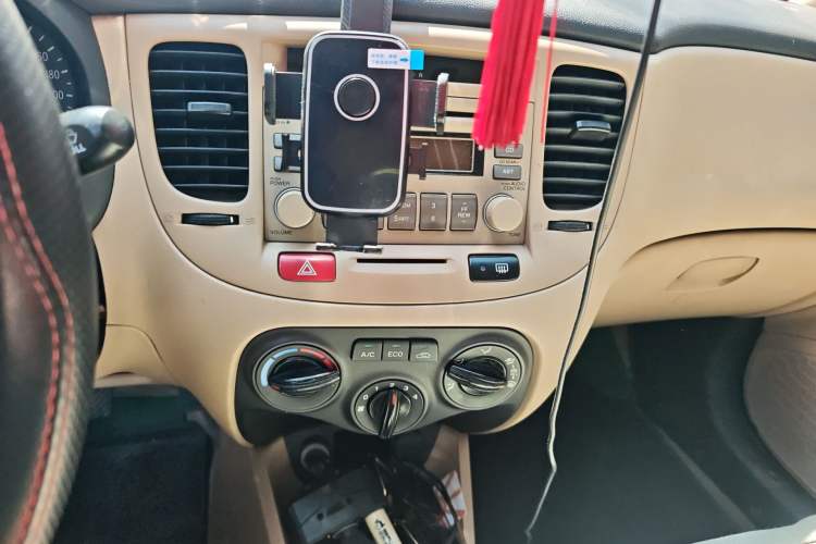 Used Kia Rio 2007 1.4L MT GL Audio And AC Panel