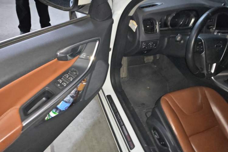 Used Volvo S60 2017 S60L T4 Smart Range Edition