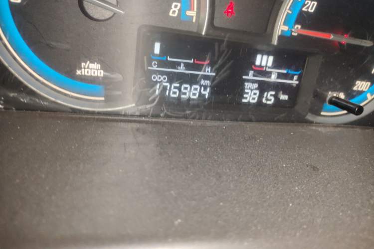 Used Baojun 730 2014 1.5L manual Comfort ESP version 7 seats