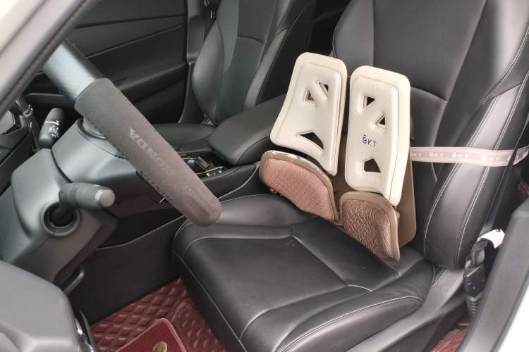 Used Honda Inspire 2023 260TURBO Deluxe Edition Left Front Seat