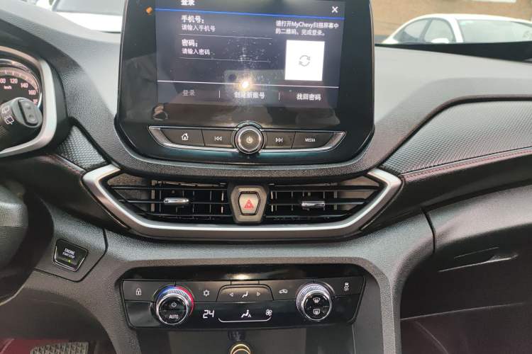 Used Chevrolet Orlando 2020 Light Hybrid Redline 530T Automatic Enjoyment Edition (5+2 Models)