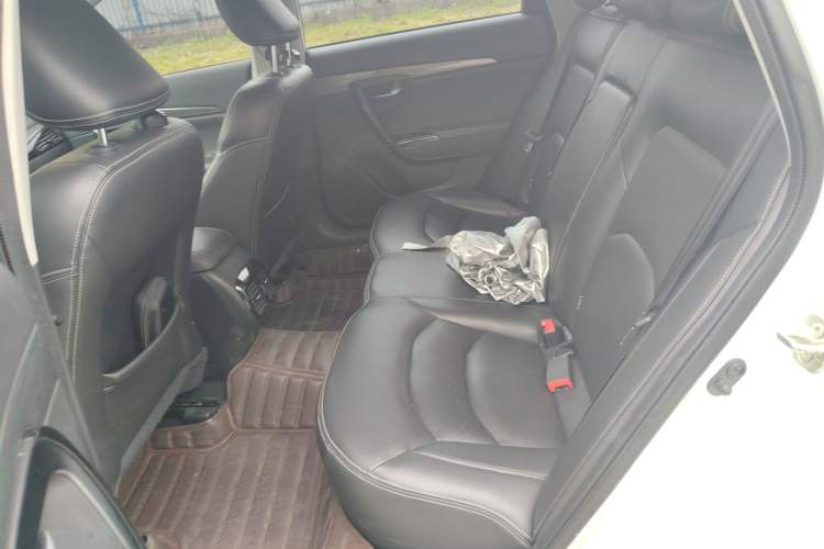 Used GAC Trumpchi GA6 2016 235T DCT Luxury Edition Left Rear Seat