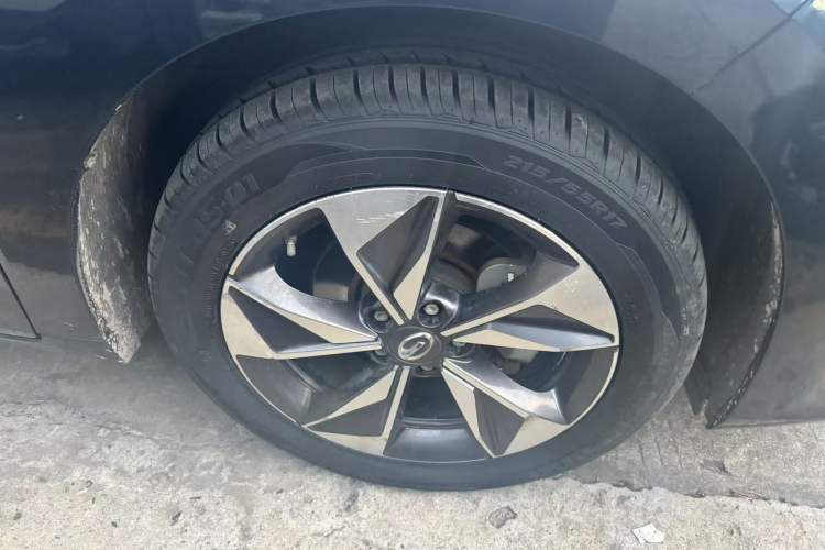 Used GAC Trumpchi M6 2021 270T DCT Luxury Edition (7-seater) Right Front Wheel Hub