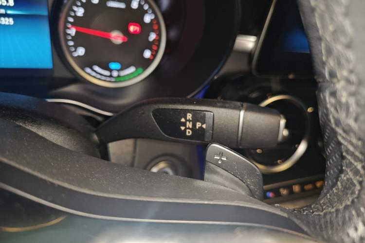 Used Mercedes-Benz C-Class 2019 C 260 Sport Edition Gear Lever