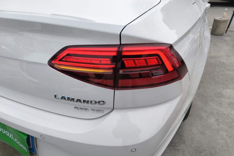 Used Volkswagen Lamando 2019 230TSI DSG Fashion Edition China VI
