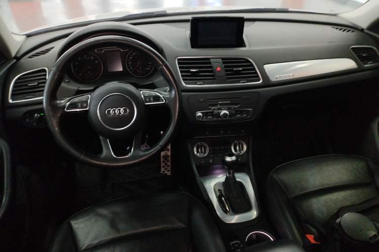 Used Audi Q3 2015 35 TFSI quattro Technology Edition
