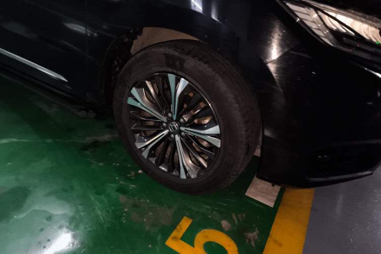 Used Honda UR-V 2020 370TURBO Two-Wheel Drive Luxury Edition
