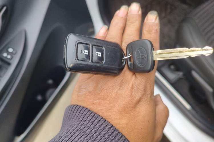 Used Toyota YARiS L Zhi Xuan 2017 1.5E CVT Enhanced Performance Edition
