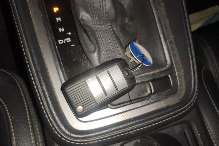 Used MG 6 2017 20T Automatic Luxury Smart Connect Version China V Standard
