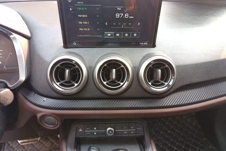 Used Wey VV5 2017 2.0T Flagship Edition
