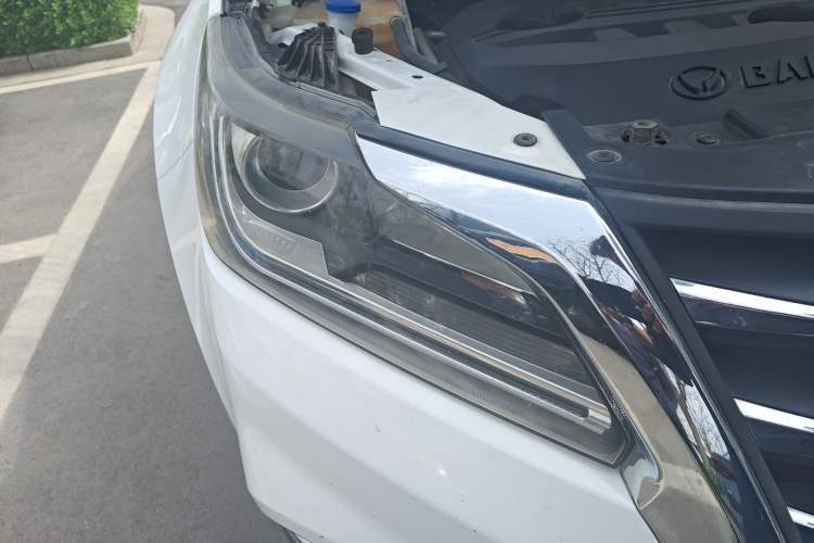 Used HYOSOW S6 2016 1.5T CVT Enjoyment Model Right Front Headlight