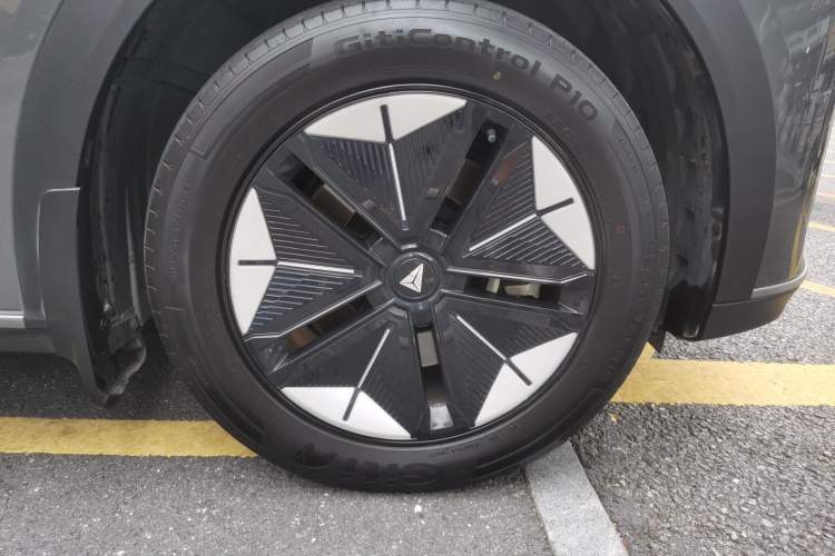 Used Deepal S07 2023 200Max Range-Extended Version