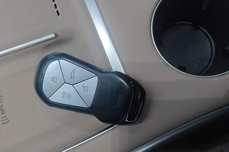 Used XPeng G9 2025 625 Long-Range Max
