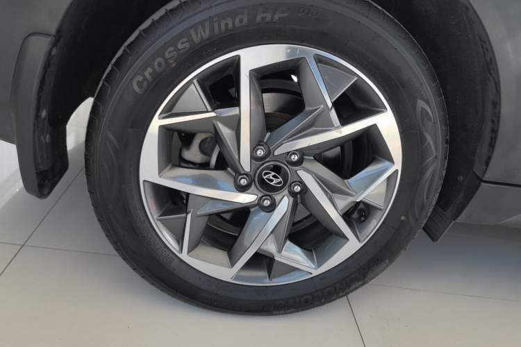 Used Hyundai Tucson 2020 280TGDi Two-Wheel-Drive GLS Fashion Edition China VI Standard
