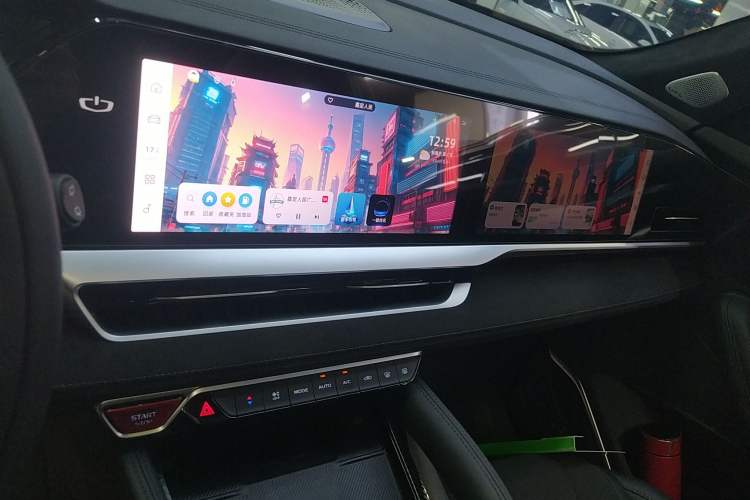 Used Geely Auto Monjaro L 2024 2.0TD High-Power Automatic Two-Wheel Drive Skyline Edition
