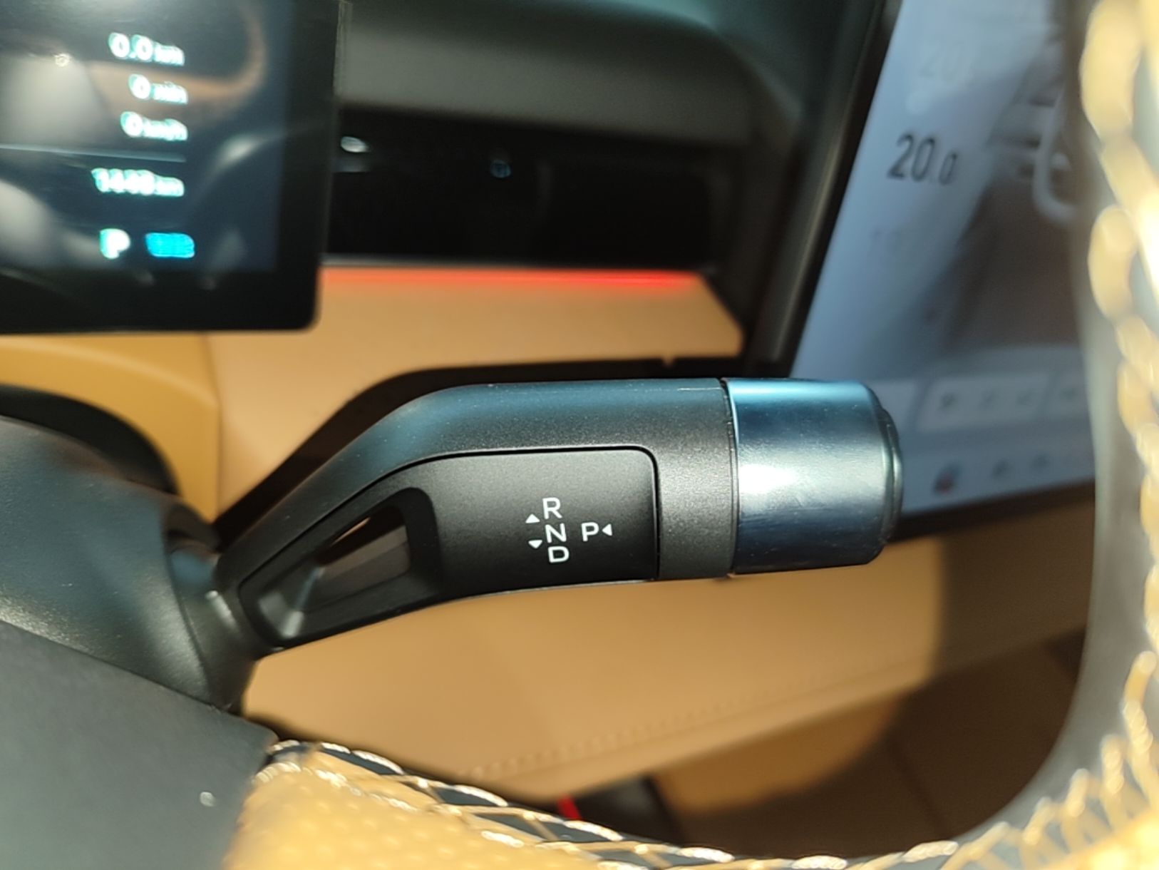 Geely Galaxy 8 2026 Model 225km EM-i Long-Range Galaxy Edition — снимка 16