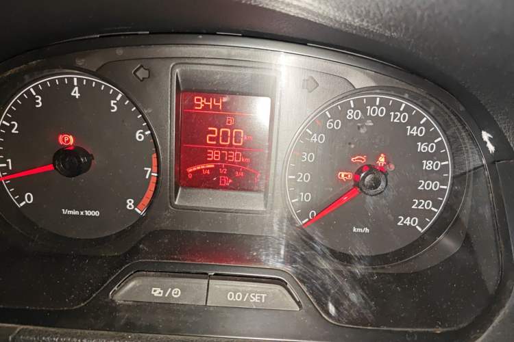 Used Volkswagen Jetta 2013 1.6L Manual Comfort Model
