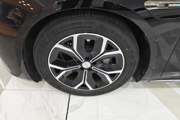 Used Hima Luxeed S7 2024 Max+
