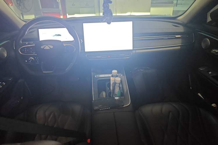 Used Chery Fengyun A8L 2025 1.5 TGDI 145 km Luxury Version