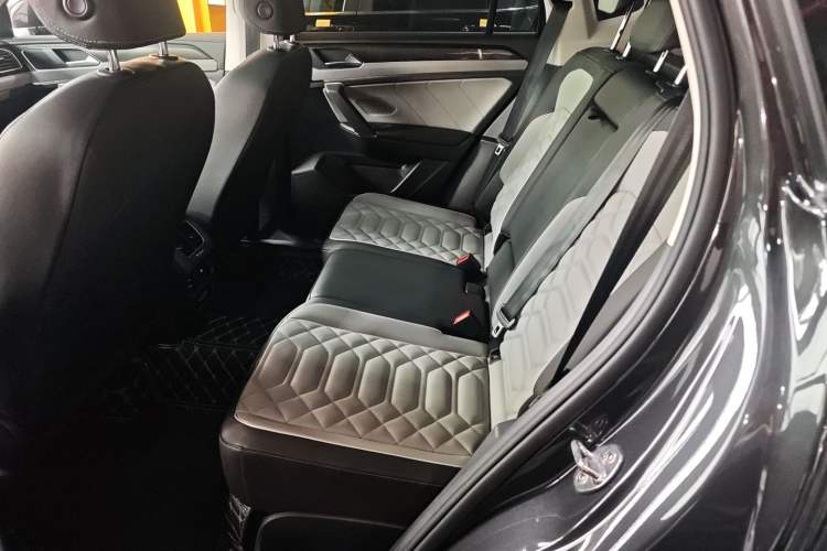 Used Volkswagen Tayron 2023 330TSI Two-Wheel-Drive Luxury Plus Advanced Version