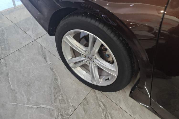 Used Volvo S90 2017 T4 Zhiyi Edition
