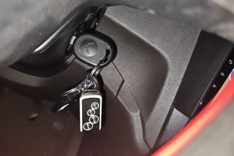 Used Wuling Hongguang 2015 1.5L S Basic Version China V Standard
