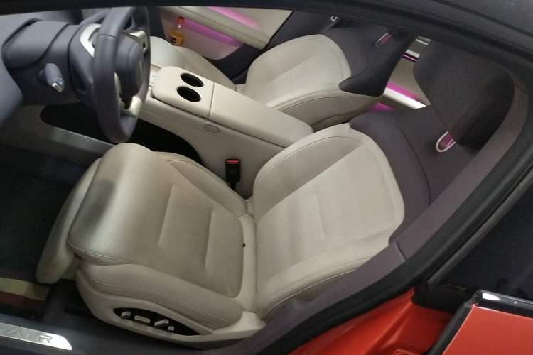 Used Avatr 06 2025 Pro Range-Extended Edition Left Front Seat