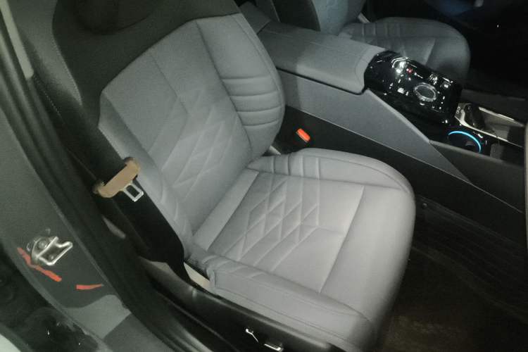 Used BMW 5 Series 2024 530Li Luxury Package Premium Edition
