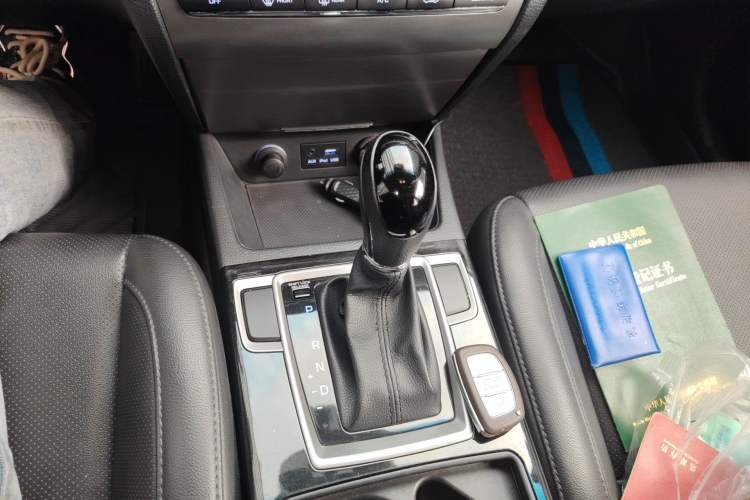 Used Hyundai Mistra 2016 1.8L Automatic Smart GLS Gear Lever