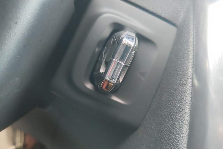 Used DS 5 2014 1.6T Luxury Edition THP160