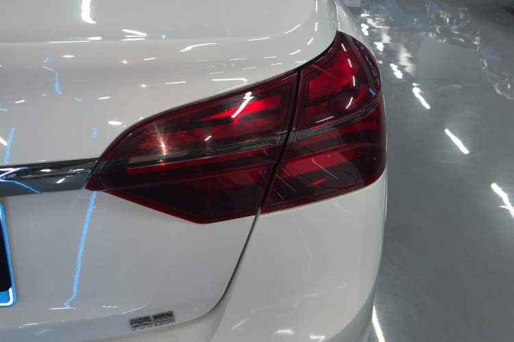 Used Geely Auto Emgrand 2019 Leading Edition 1.5L Manual Upward Asian Games Edition China VI