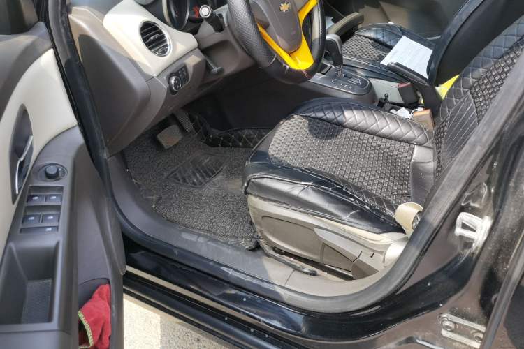 Used Chevrolet Cruze 2015 1.5L Classic SE AT
