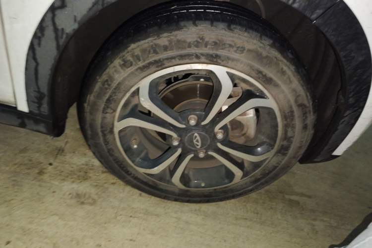 Used Chery Little Ant 2018 400 4-Seater Smart Edition Right Front Wheel Hub