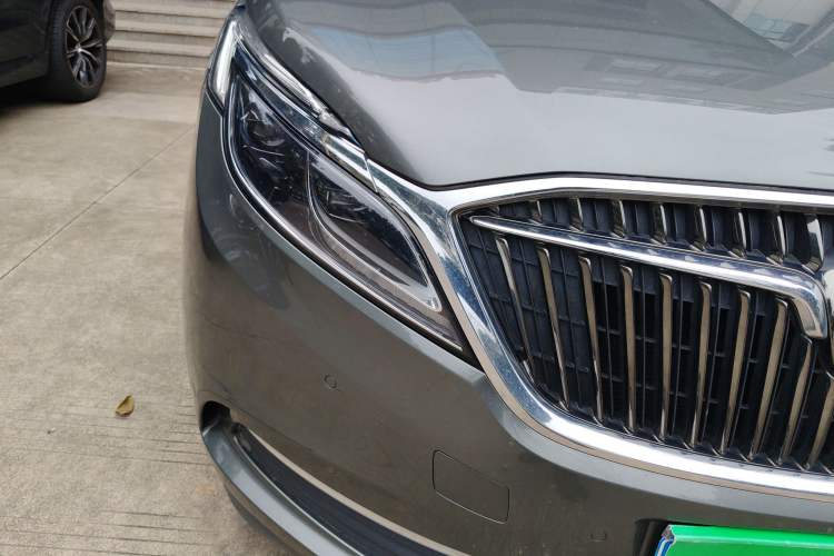 Used Buick GL8 2017 ES 28T Flagship Model China V Standard
