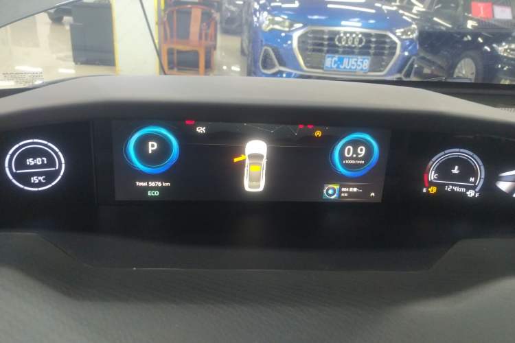 Used CHANGAN UNI-V 2023 1.5T Premium Model
